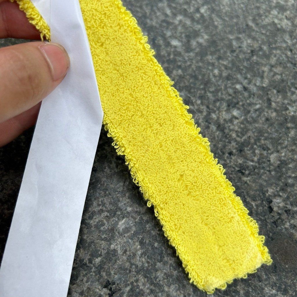 Quấn cán vải Apavi AG-110R, AG-204R (10 mét) vải Microfiber mềm mịn, thấm hút mồ hôi, bám tay.