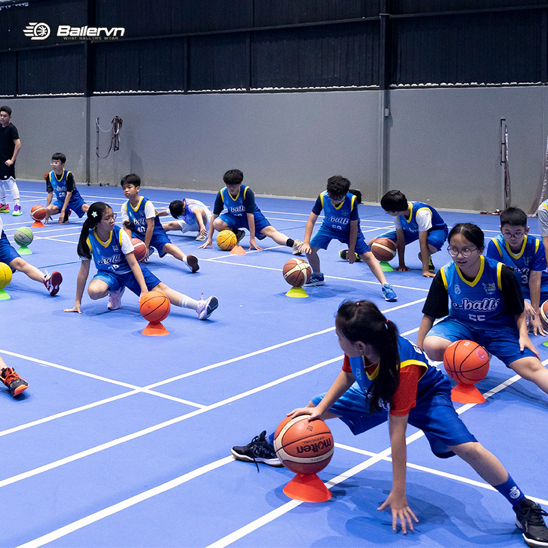 Mẫu Thiết kế Đồng phục Trung tâm Bóng rổ Eballs