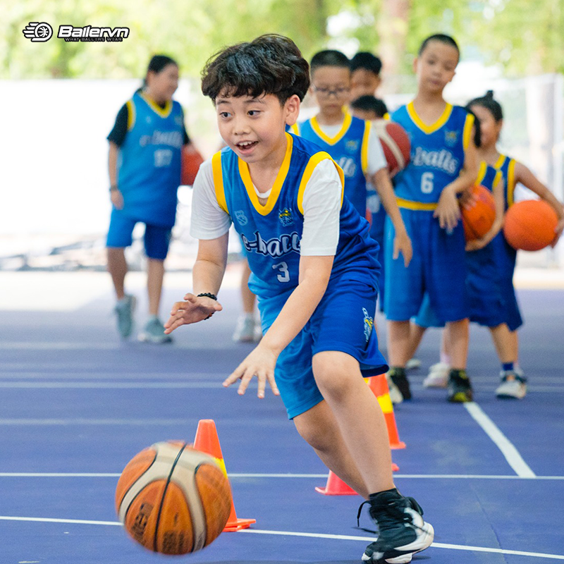 Mẫu Thiết kế Đồng phục Trung tâm Bóng rổ Eballs