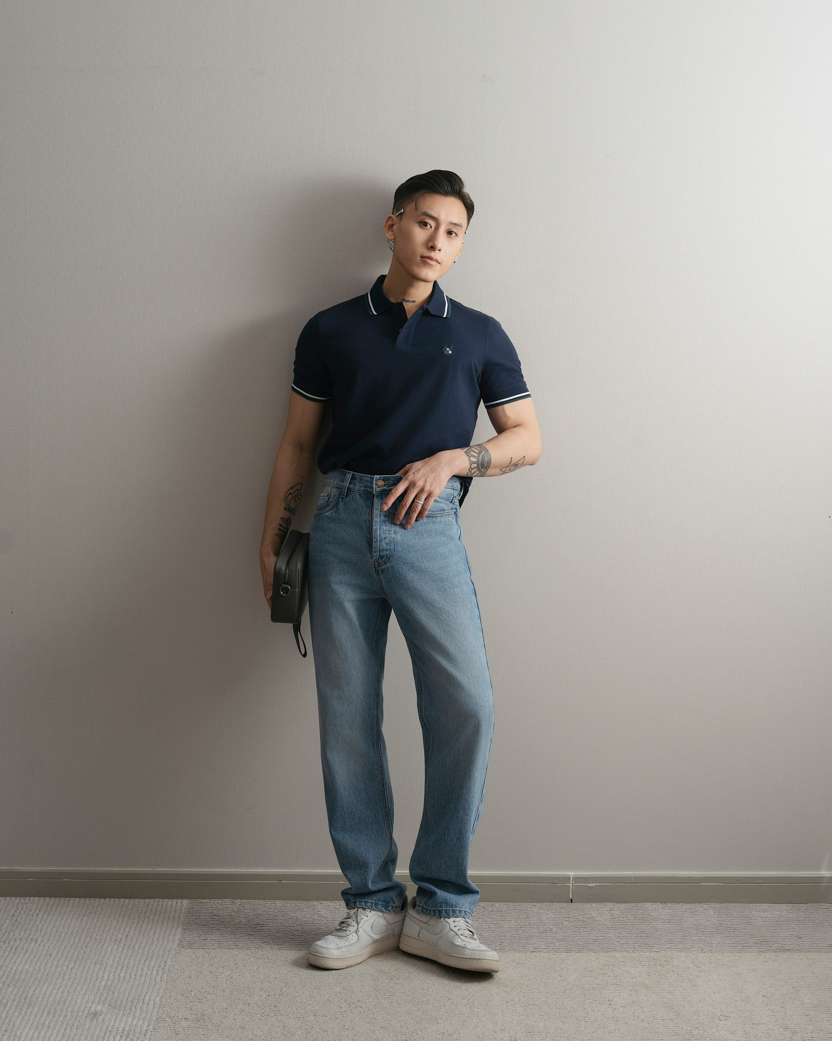  ÁO THUN CÓ CỔ PHỐI BO VÀ THÊU THỎ 