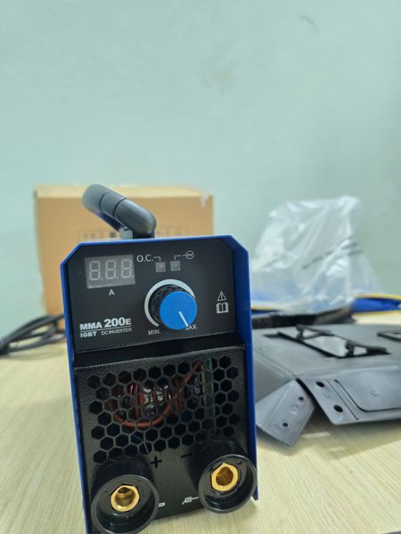  Máy Hàn Que Mini Riland MMA 200E 