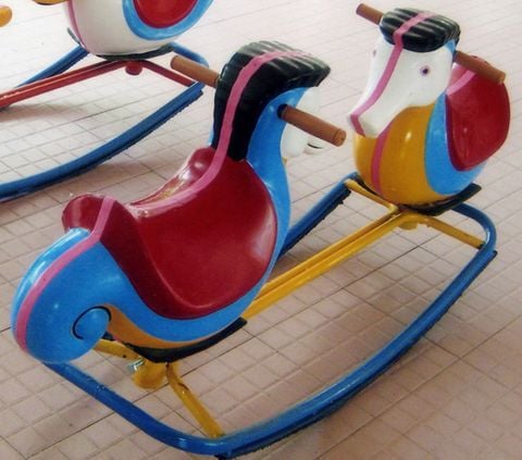 Bập Bênh Cá Ngựa 2 Chỗ Ngồ