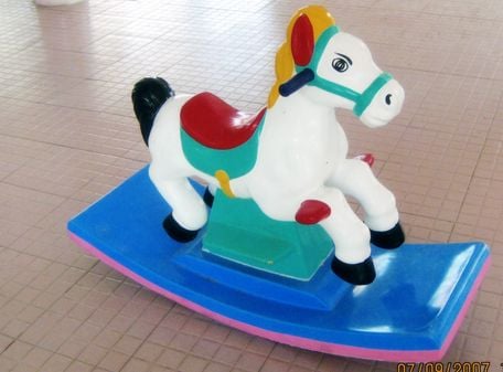 Bập Bênh Con Ngựa