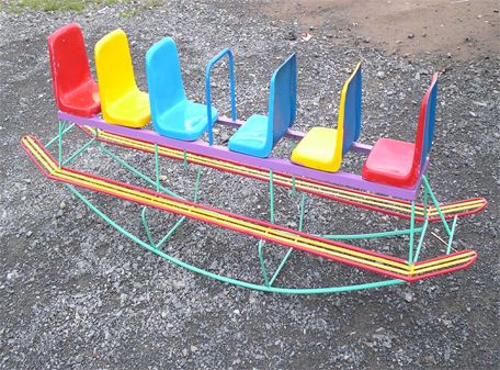 Bập Bênh Thuyền 6 Chỗ Ngồi