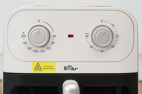 Nồi chiên không dầu Bear BAF-P63W1 6 lít