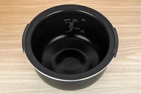 Nồi cơm cao tần Sharp 1.2 lít KS-IH122V-WH