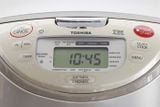 Nồi cơm cao tần Toshiba 1.8 lít RC-18RH(CG)VN