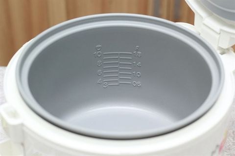 Nồi cơm nắp gài Sharp 1.8 lít KS-N182ETV