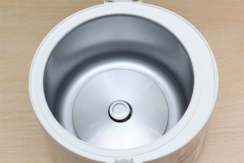 Nồi cơm nắp gài Sharp 1.8 lít KS-N191ETV