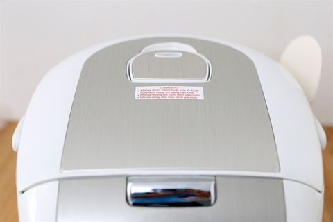 Nồi cơm điện tử Toshiba 1.8 lít RC-18NMFVN(WT)