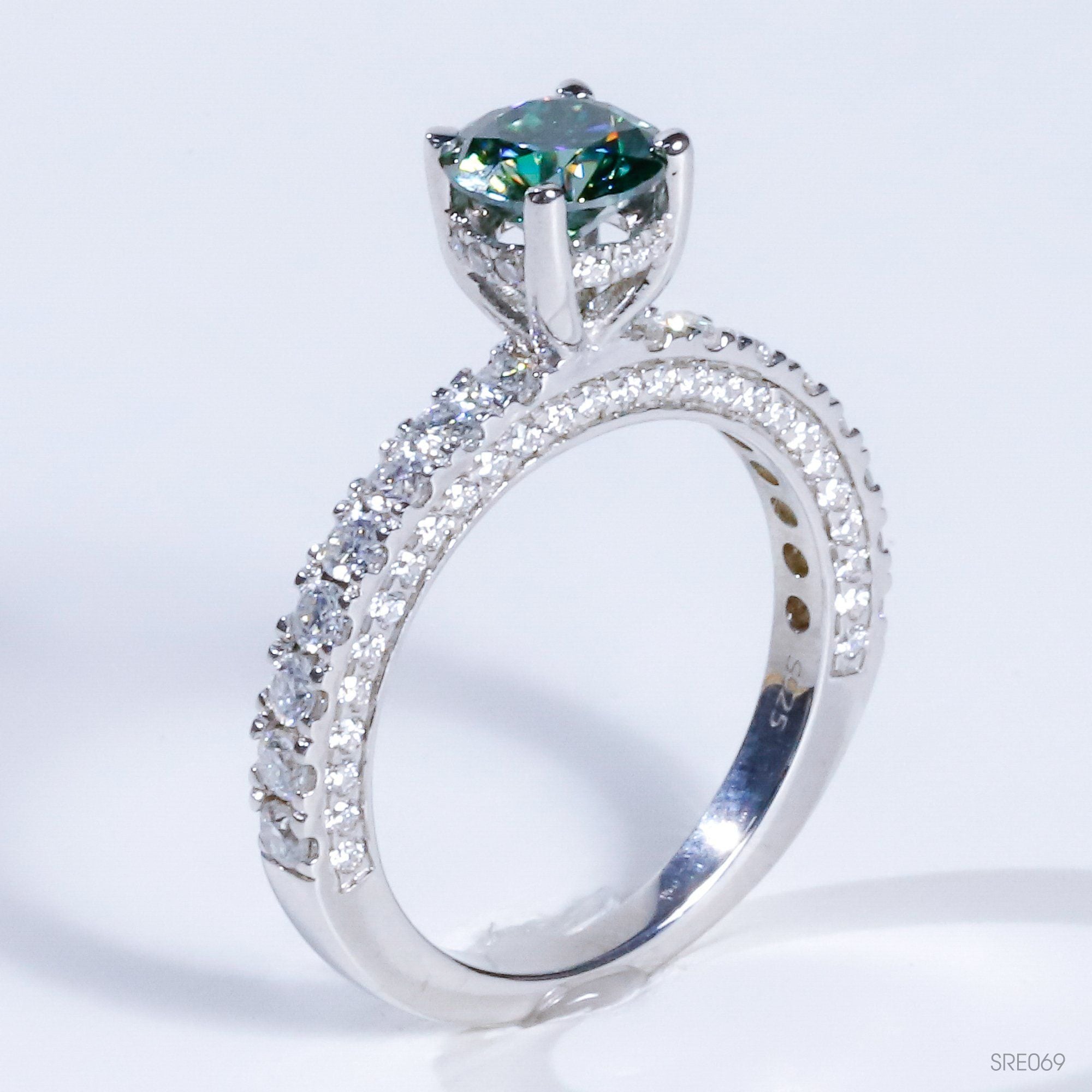  Nhẫn nữ Đơn giản đai tấm ổ 6,3mm Bạc S925 xi kim Chủ Mois Round Green tấm mois  SRE069 