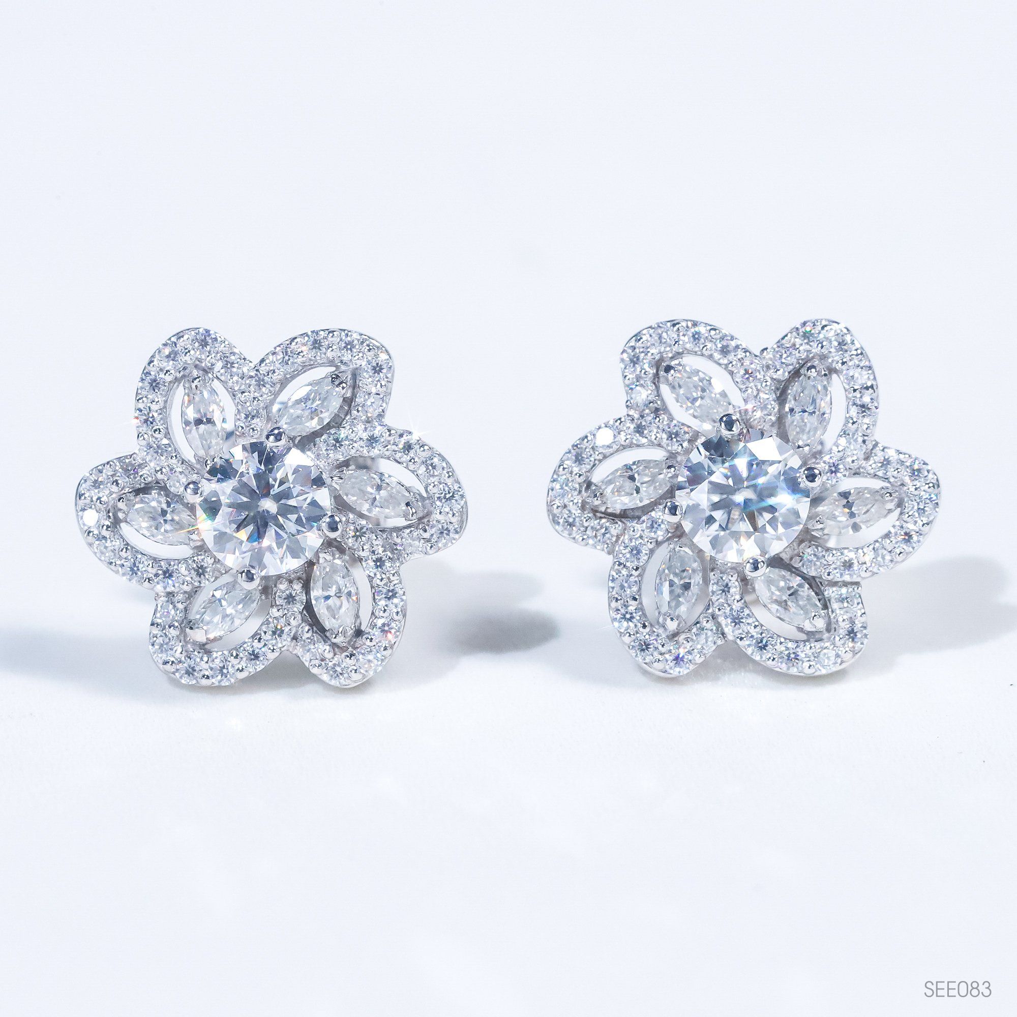  Bông tai Bông hoa hạt thóc chốt ren ổ 4,5mm Bạc S925 xi kim Chủ Mois Round D tấm mois  SEE083 