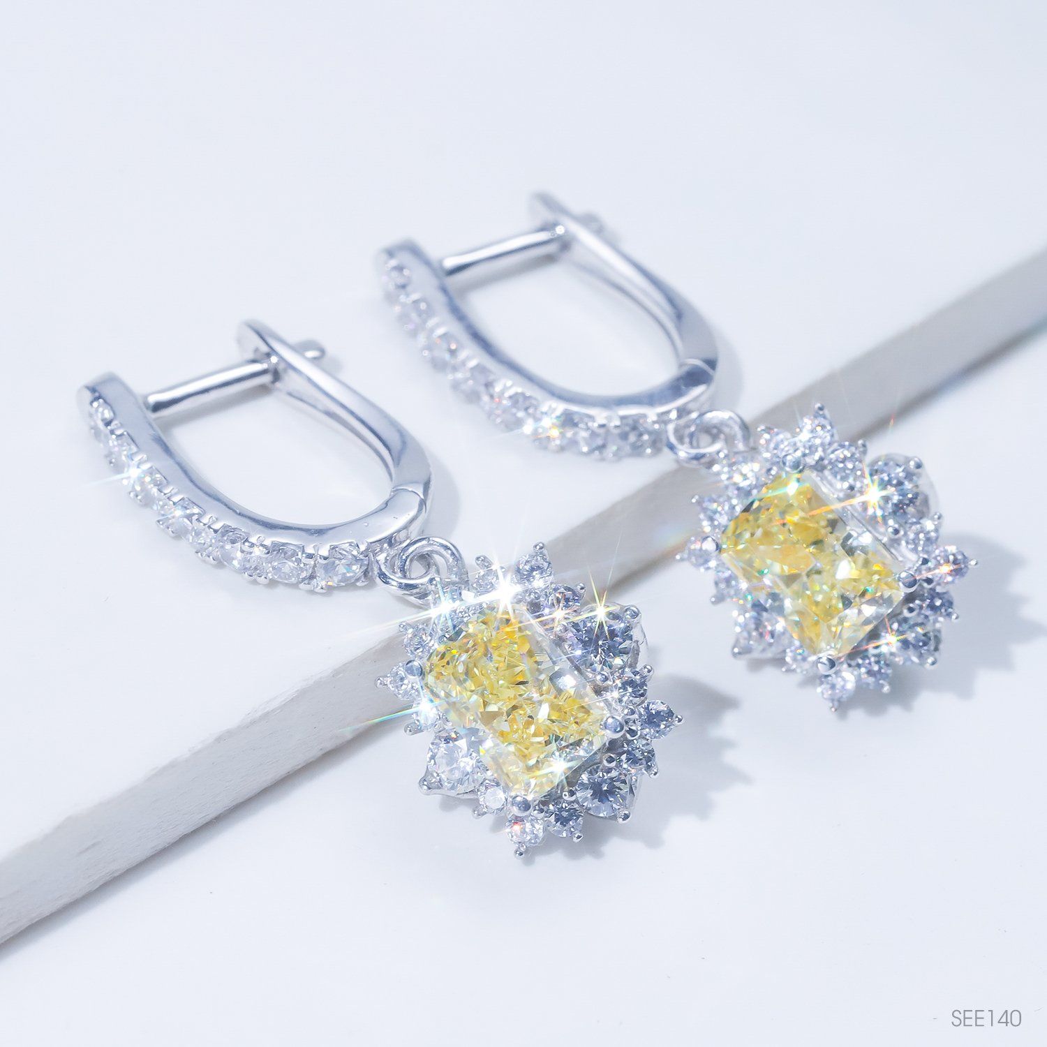  Bông tai thả chốt bật ổ chữ nhật 5x7mm Bạc S925 xi kim Chủ Nam phi Radiant D tấm cz SEE140 