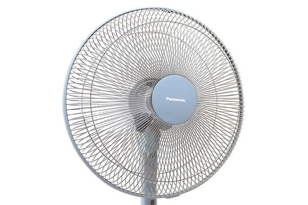 Quạt cây Panasonic F-409KB