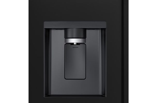 Tủ lạnh LG Inverter 612 lít 4 cánh Multi Door InstaView LFD61BLGAI