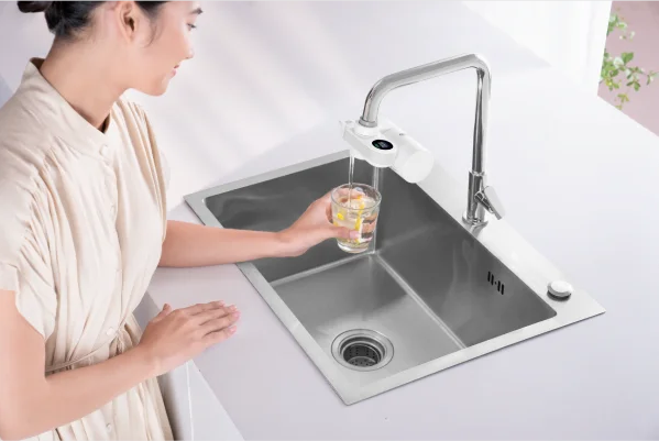 Thiết bị lọc nước Nhật Bản Mitsubishi Cleansui EF102