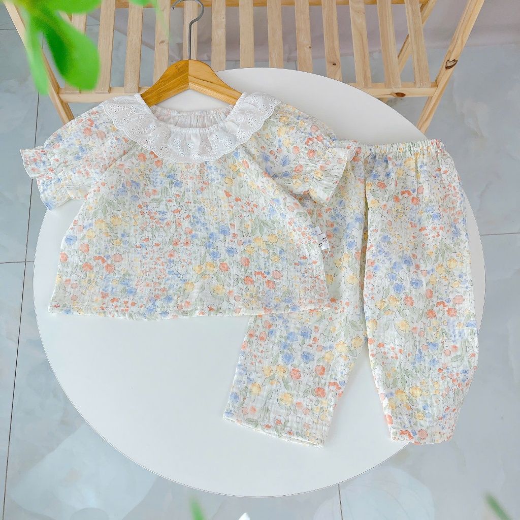 Pijama cho bé gái tay ngắn Lá Homewear A297 xô muslin cổ ren vintage hoa nhí dễ thương vải mềm mát 