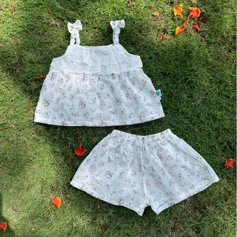  Bộ hai dây cho bé gái mặc hè thô hạt mềm mát Áo Lá Homewear A150, đồ bộ bé gái cotton quần váy đính nơ xinh 