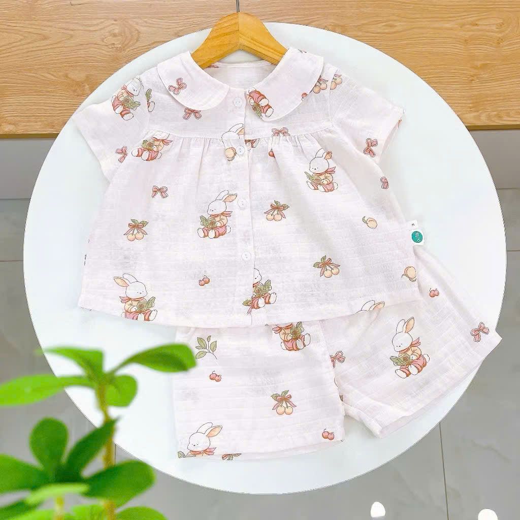  Bộ hè bé gái áo babydoll cánh tiên vải xô hai lớp mềm mát họa tiết thỏ mèo Áo Lá Homewear A049 