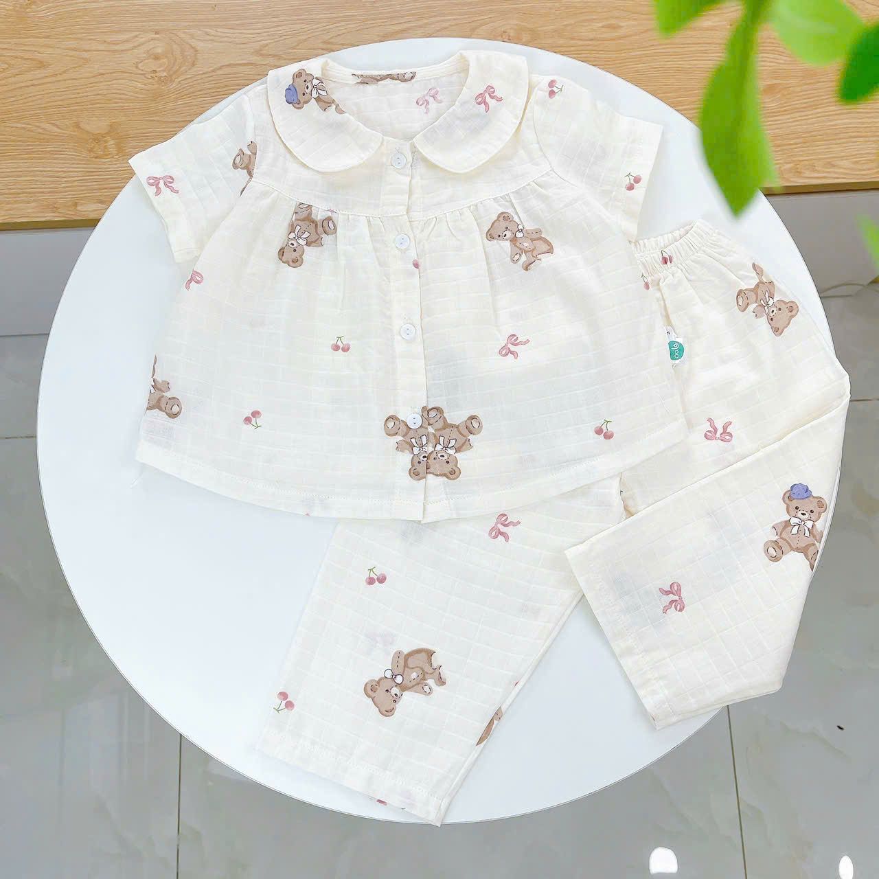  Pijama cho bé gái tay ngắn quần dài vải xô cotton Áo Lá Homewear A103, đồ bộ xô bé gái babydoll họa tiết dễ thương 