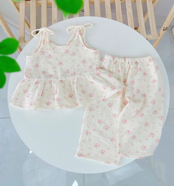  Bộ hai dây bé gái quần lửng xô muslin Lá Homewear A279, bộ đồ hè bé gái mát nhẹ dễ thương áo dây xòe quần suông 