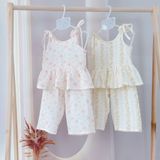  Bộ hai dây bé gái quần lửng xô muslin Lá Homewear A279, bộ đồ hè bé gái mát nhẹ dễ thương áo dây xòe quần suông 
