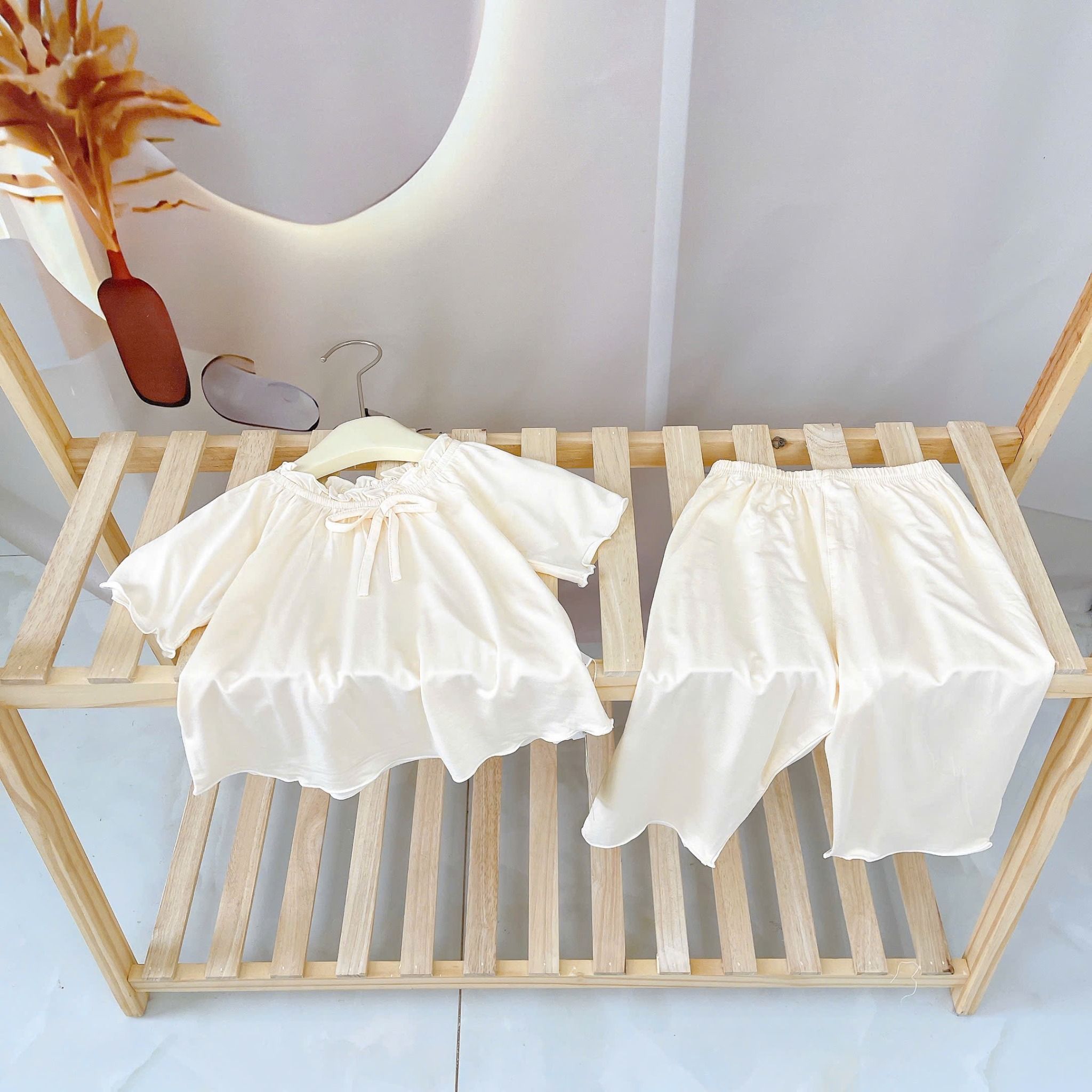  Bộ tay ngắn quần dài bé gái 95% sợi sồi Modal Ice Cool Áo Lá Homewear A258 mềm mướt mát lạnh babydoll dễ thương 