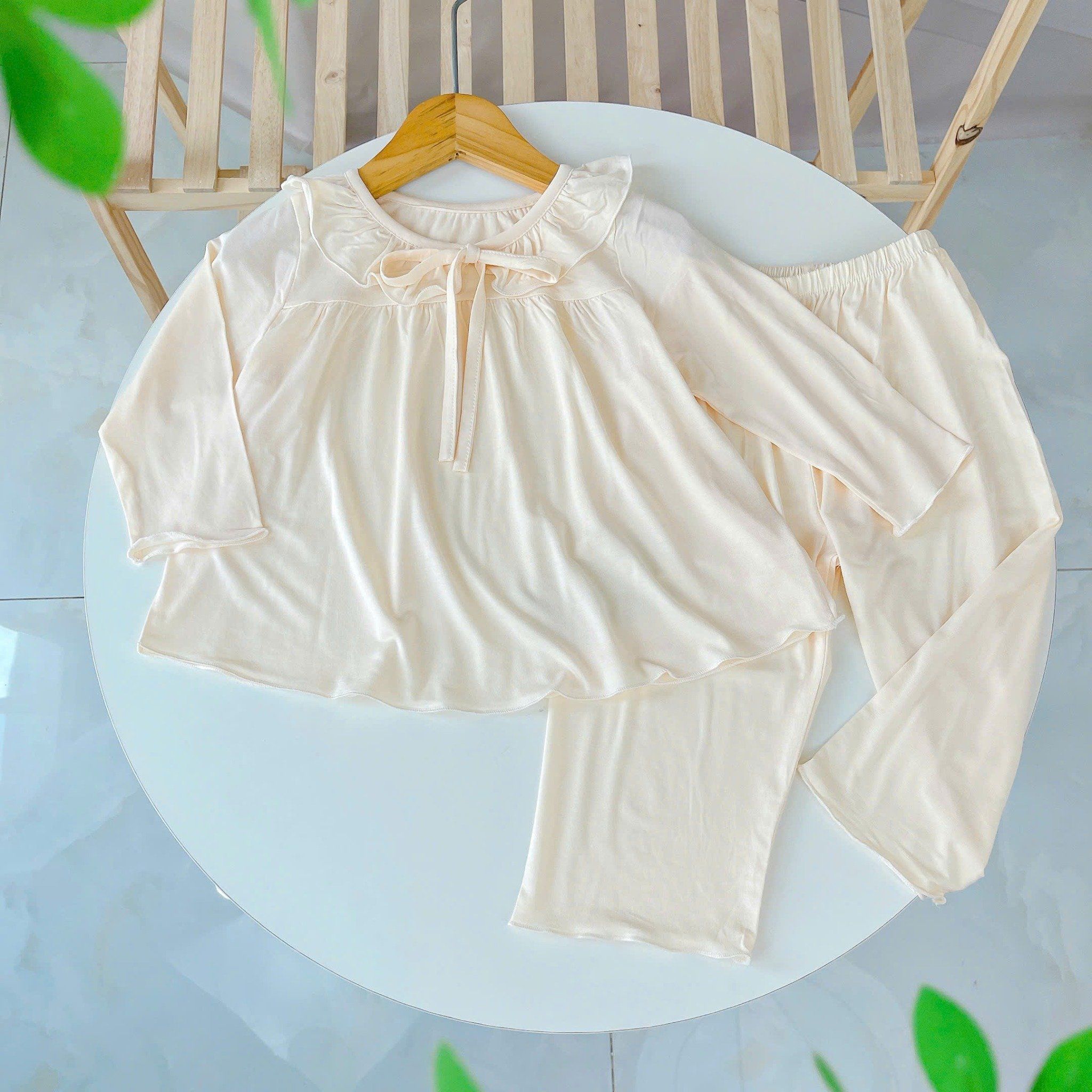  Bộ dài tay cho bé gái vải thun modal siêu mềm mát Áo Lá Homewear A068, pijama cho bé mặc ngủ vải sợi sồi 