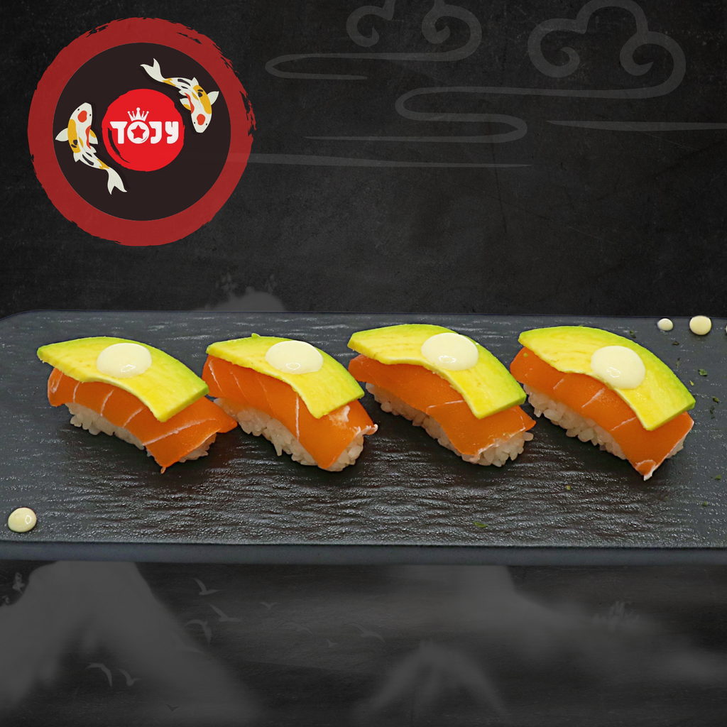  Cá Hồi Bơ Nigiri 