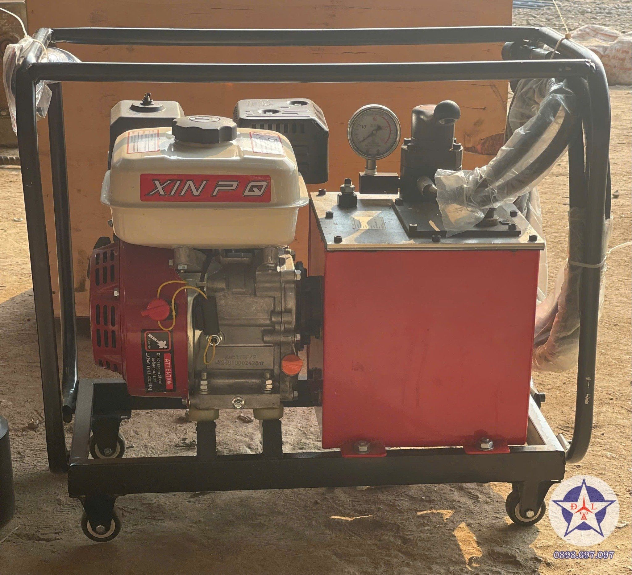  Máy ép thủy lực 100 tấn 