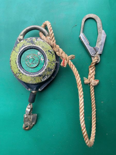  Hộp đai an toàn 12m 