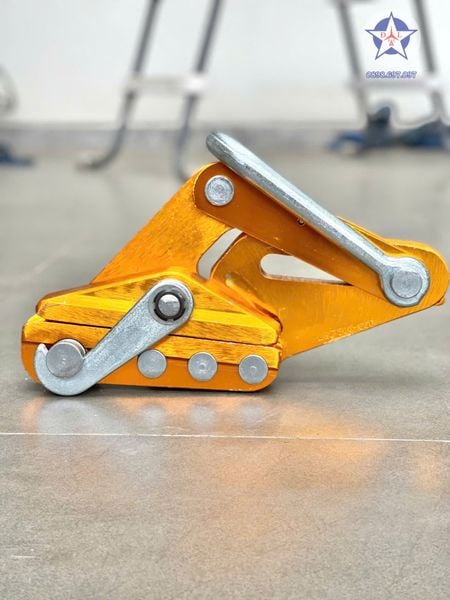  Cóc kẹp cáp nhôm MK500-630mm (loại có móc) 