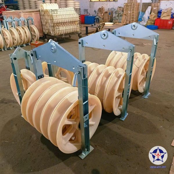  Puly nhựa 5 rãnh 508x100mm 