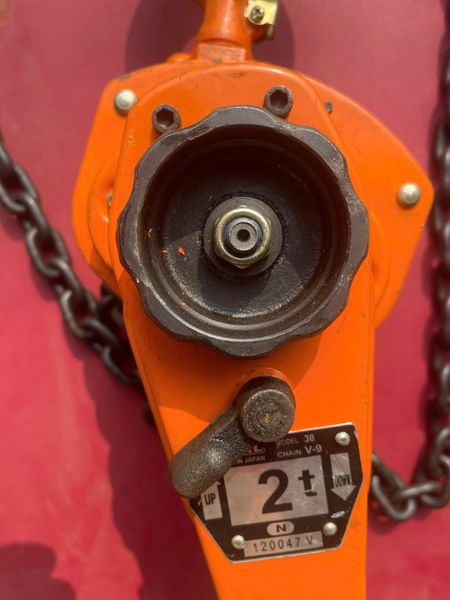  Lắc tay 2 tấn Nhật bãi 