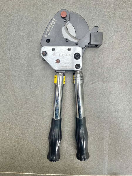  Kìm cắt cáp nhông J30 (Loại có đế đúc) 