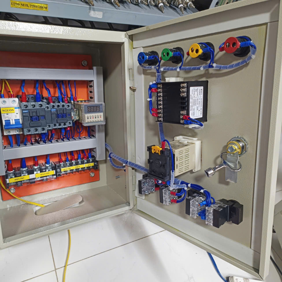 Tủ điện cho máy sấy vĩ ngang