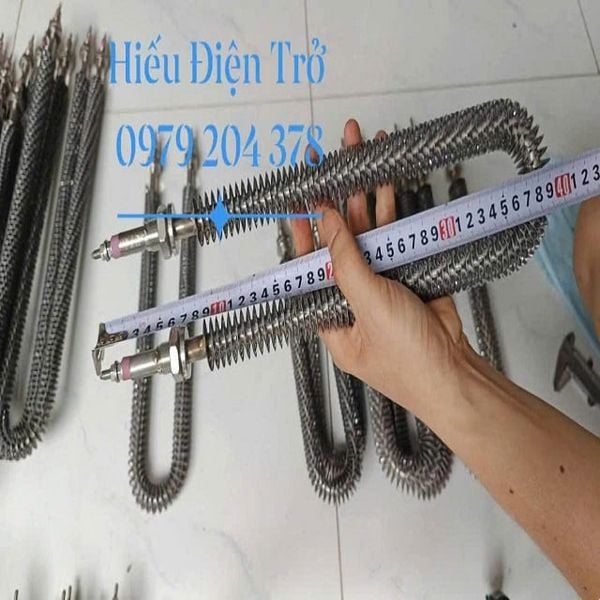  Điện trở lò bánh mì 220V-1.2KW 