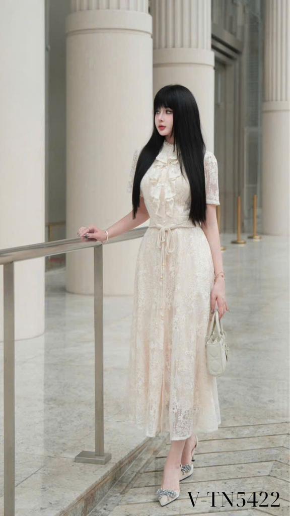 Váy ren bèo cổ