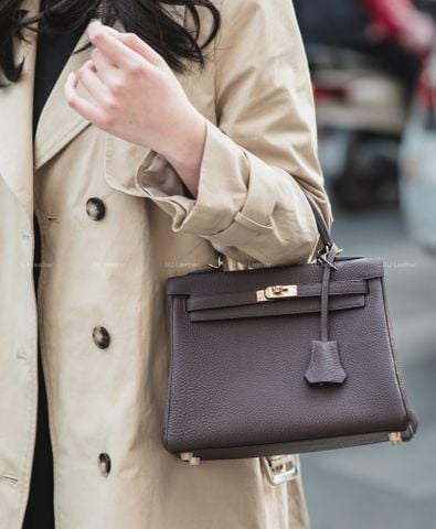 Kelly Retourne 25 - Da Bê Togo - Chocolte