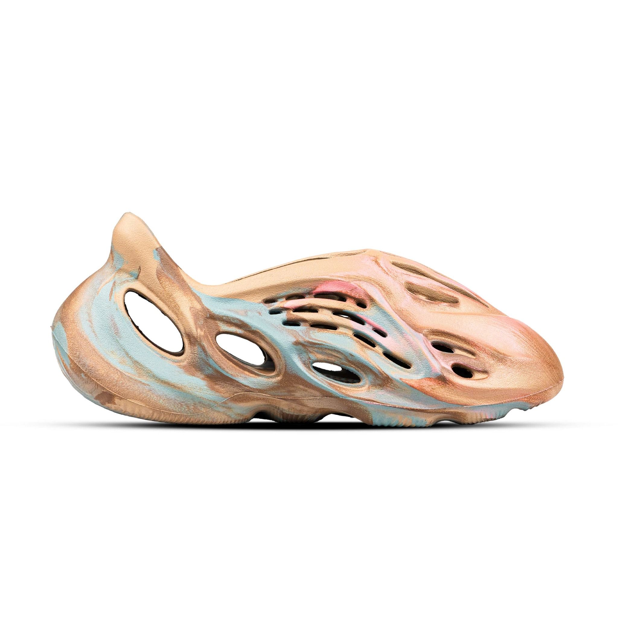  DÉP ADIDAS YEEZY FOAM RUNNER 