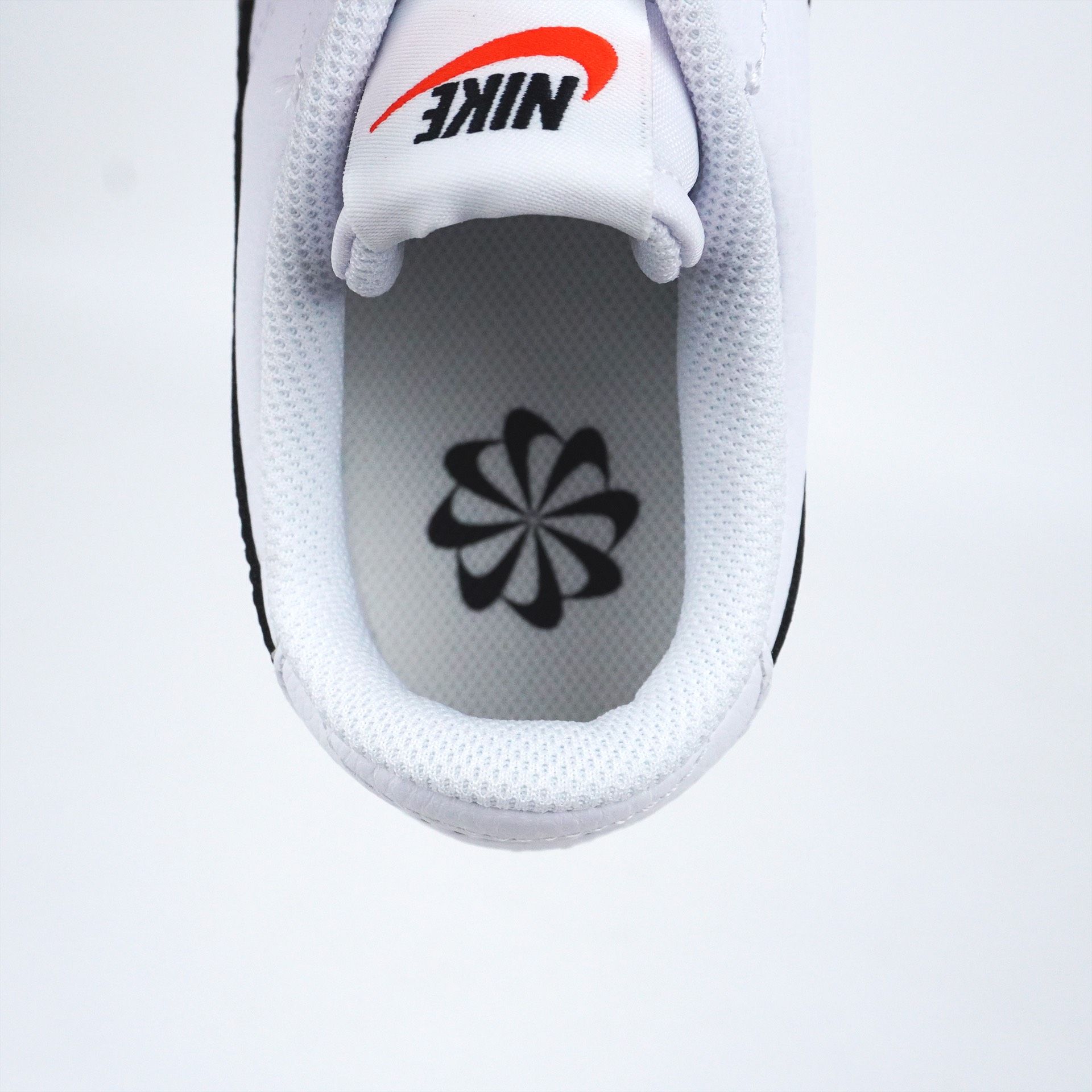  GIÀY NIKE COURT LEGACY WHITE DESERT OCHRE 