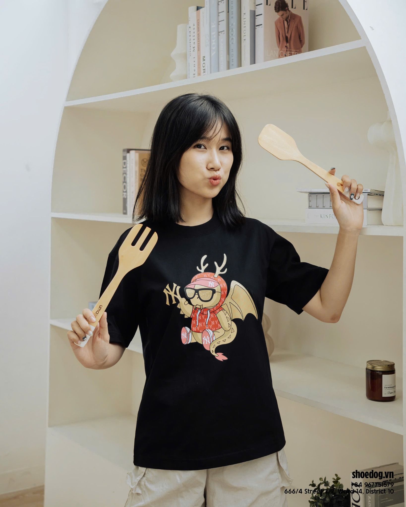  ÁO THUN UNISEX CỔ TRÒN TAY NGẮN MLB NEW YEAR DRAGON OVERFIT ''1118477306'' 