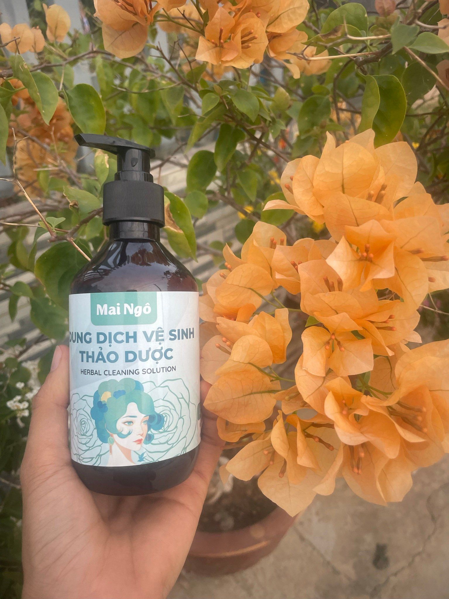  Dung dịch vệ sinh oliu thiên nhiên em làm ( dạng GEL) 