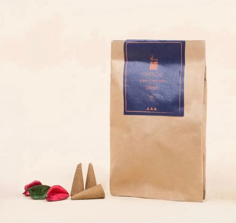  Hương nụ tự nhiên , tẩy ế, kháng khuẩn , xua tan năng lựong xấu ,20 chiếc gói , nhiều mùi . 