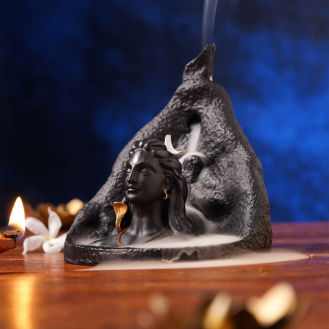  Đế đựng hương Adiyogi mang lại sự tĩnh lặng và huyền bí ,có 20 chiếc nón 