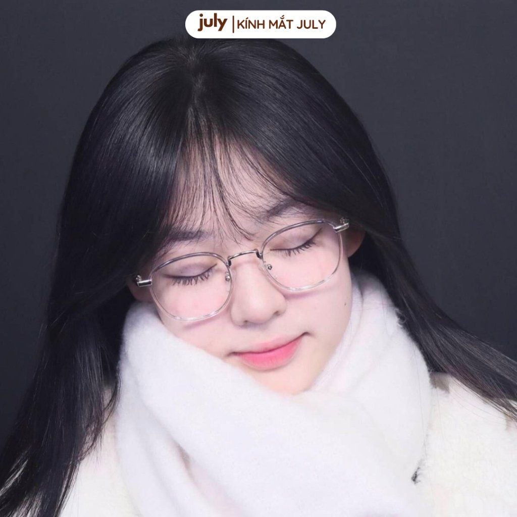 Gọng kính cận nữ oval thiên vuông lõi kim loại bọc nhựa chắc chắn, bền bỉ hợp nhiều dáng mặt 8605