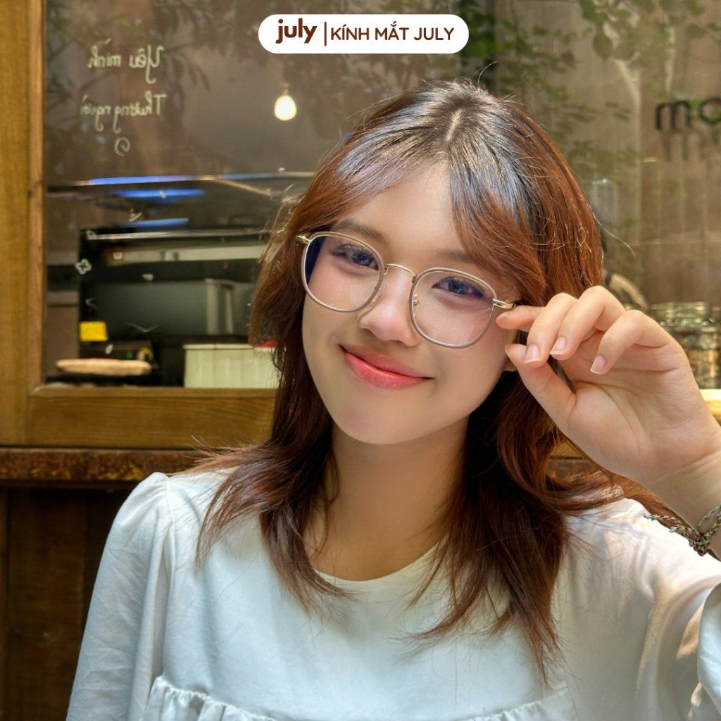 Gọng kính cận nữ oval thiên vuông lõi kim loại bọc nhựa chắc chắn, bền bỉ hợp nhiều dáng mặt 8605