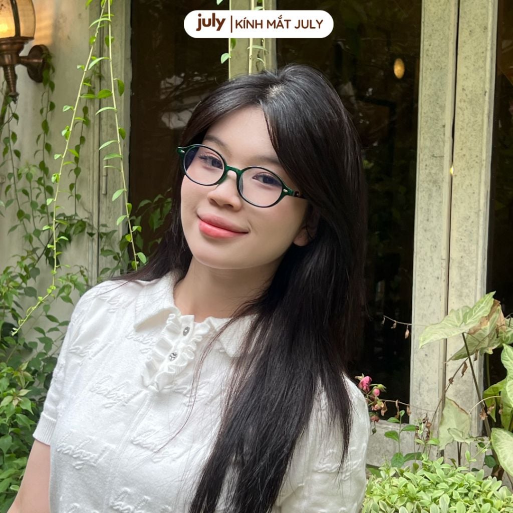 Gọng kính cận nữ dáng oval phong cách Hàn Quốc trẻ trung 8616