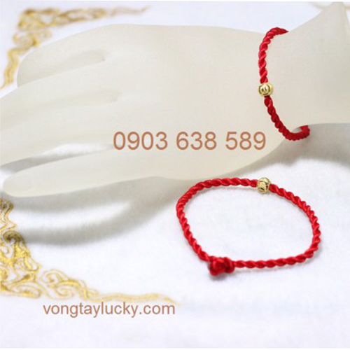 Vòng tay may mắn chỉ lụa đỏ 15K/cái có bạc Thái là 60K/cái