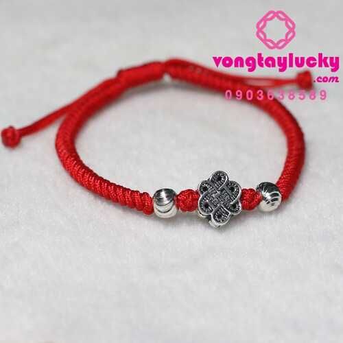 Vòng tay chỉ đỏ mix charm bạc Thái 925